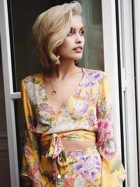 Spell and the Gypsy Collective Blue Skies Wrap Top in Sunflower Sz XS